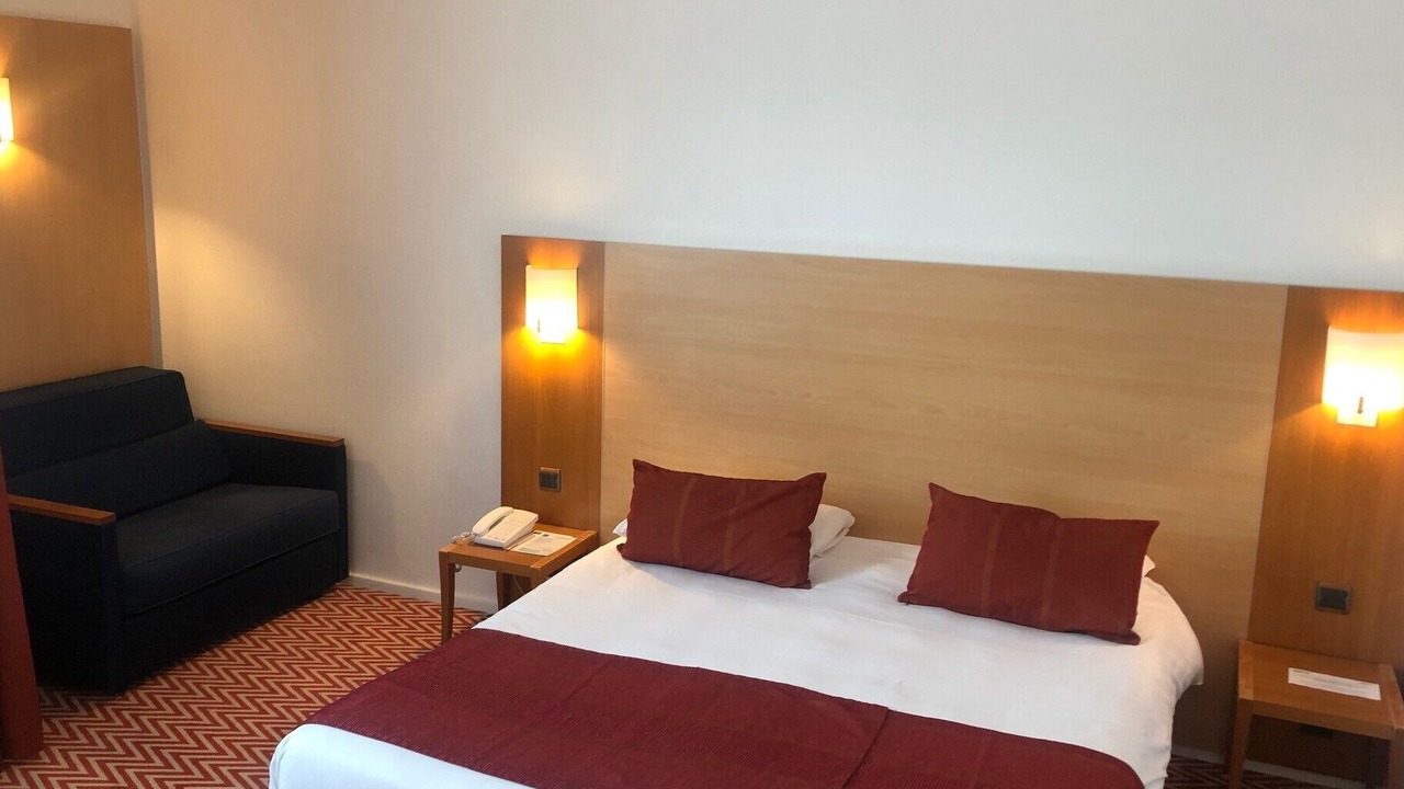 Photo of Bedroom in Meudon-la-Foret