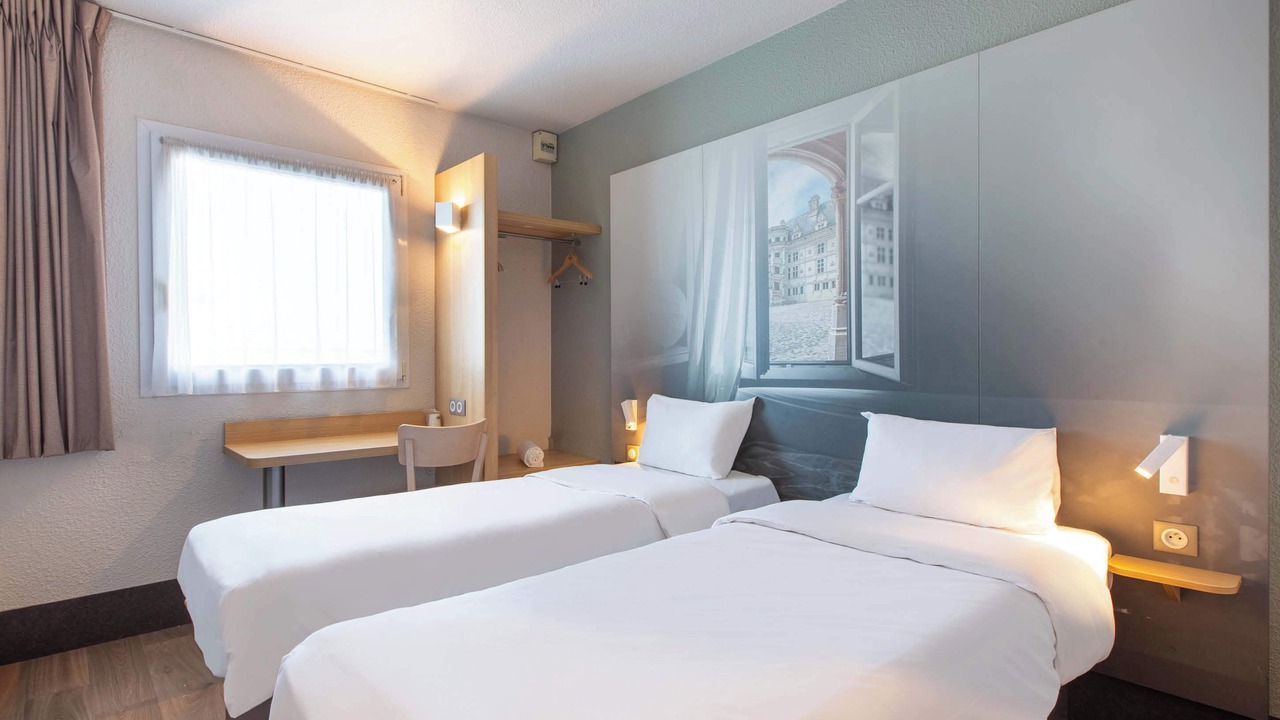 Photo of Bedroom in Nouan-sur-Loire