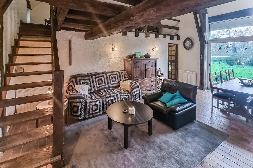 Photo of Bedroom in Brigueil-le-Chantre