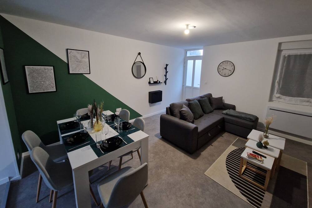 Photo of Bedroom in Feignies