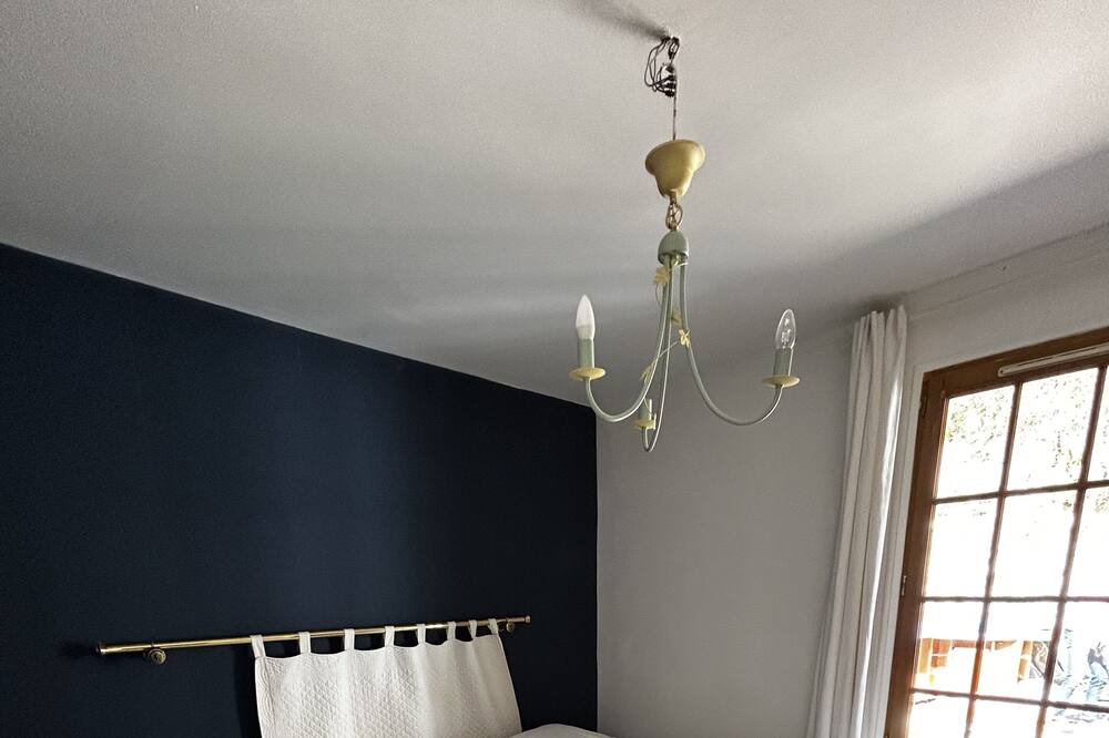 Photo of Bedroom in Le Thuit