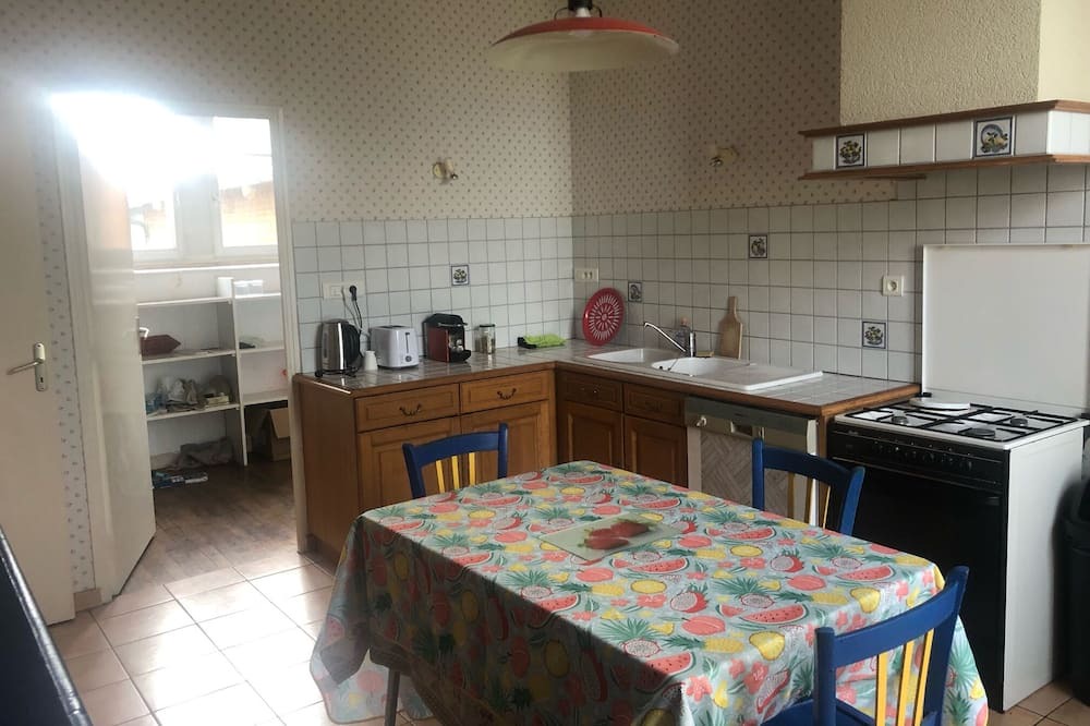 Photo of Kitchen in Chanzeaux