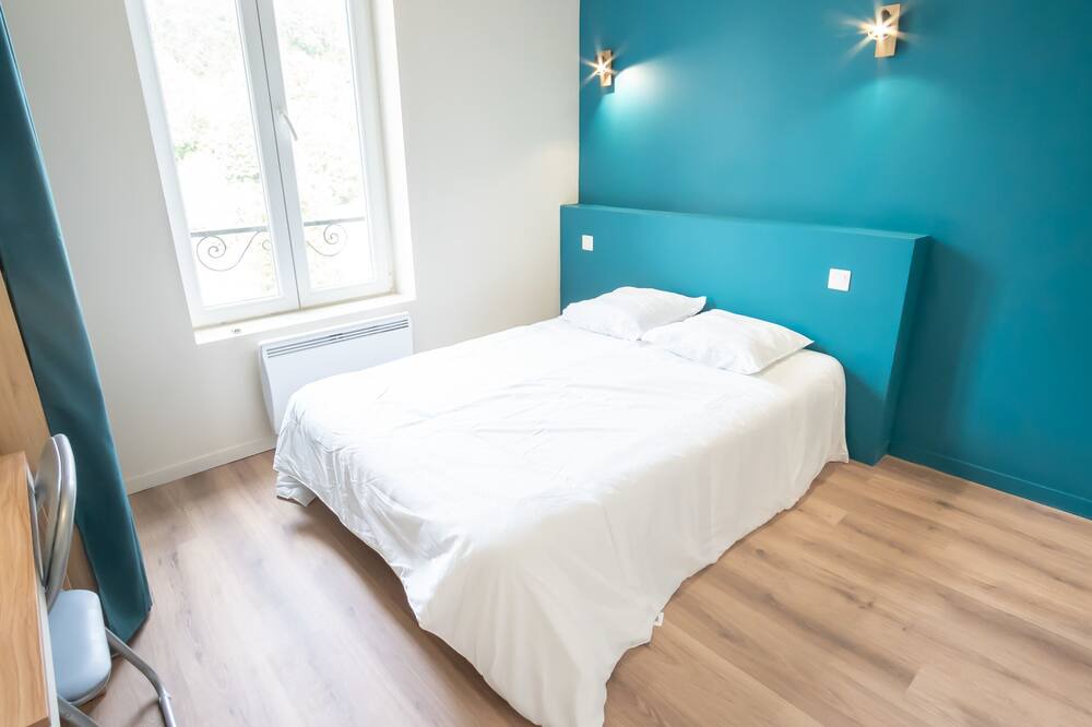 Photo of Bedroom in Quartier Beauregard-Boufflers-Buthegnemont-Boudonville