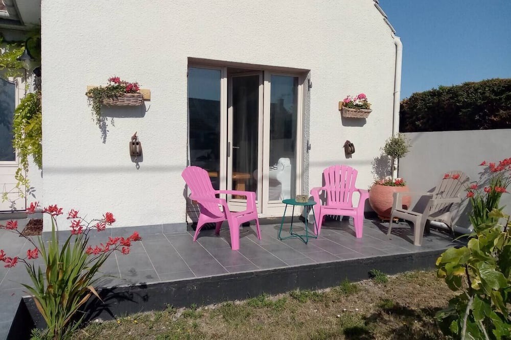 Photo of Patio Balcony in Les Hemmes de Marck