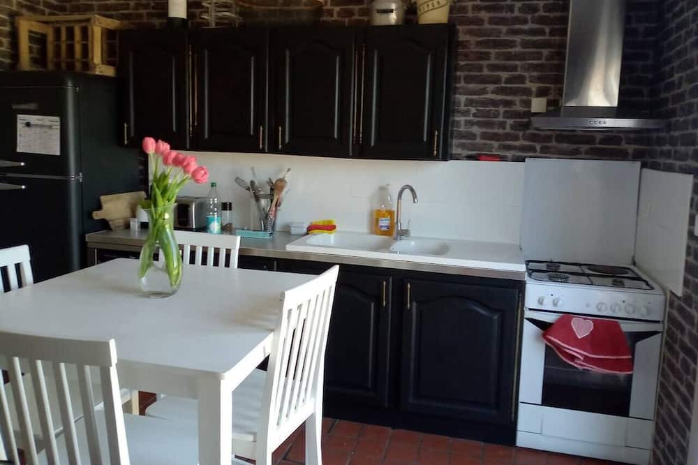 Photo of Kitchen in Les Hemmes de Marck