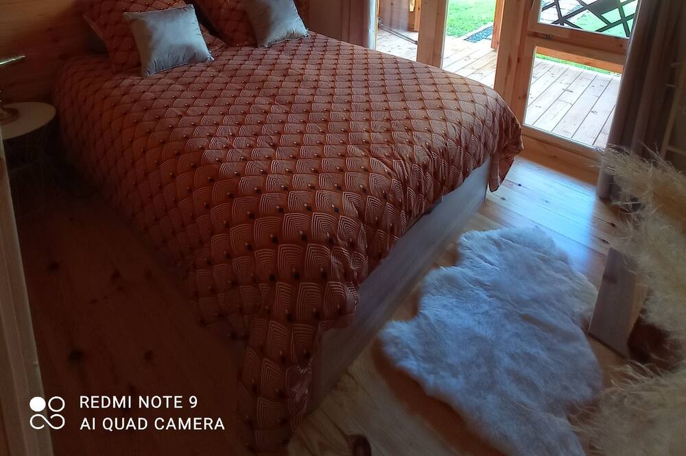 Photo of Bedroom in Montreuil-sur-Mer