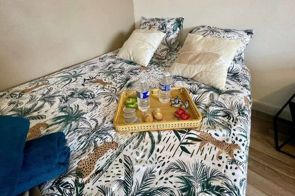 Photo of Bedroom in Troyes