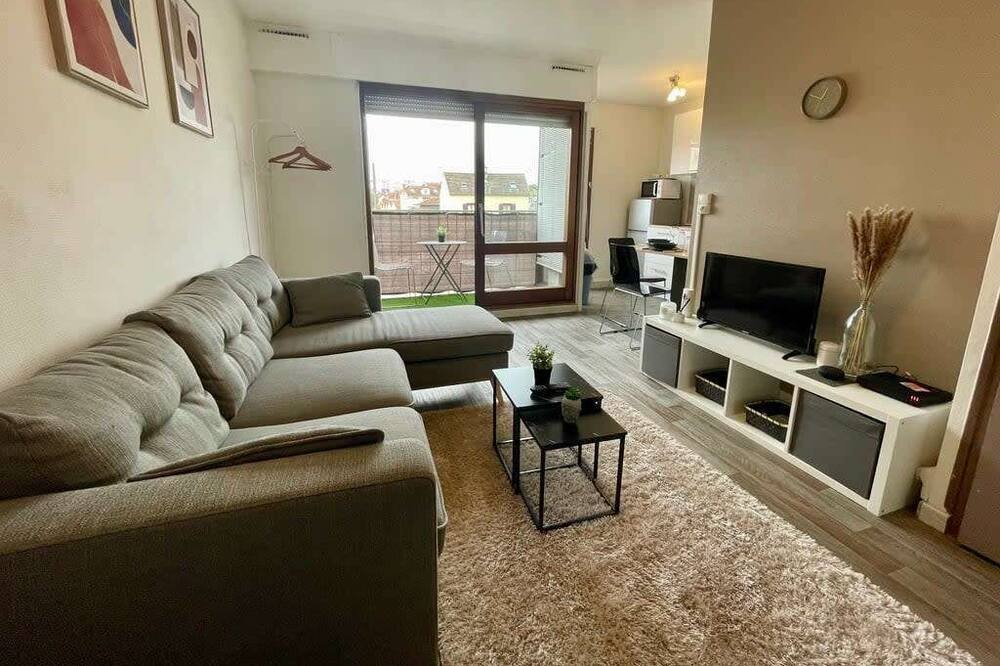 Photo of Livingroom in Troyes