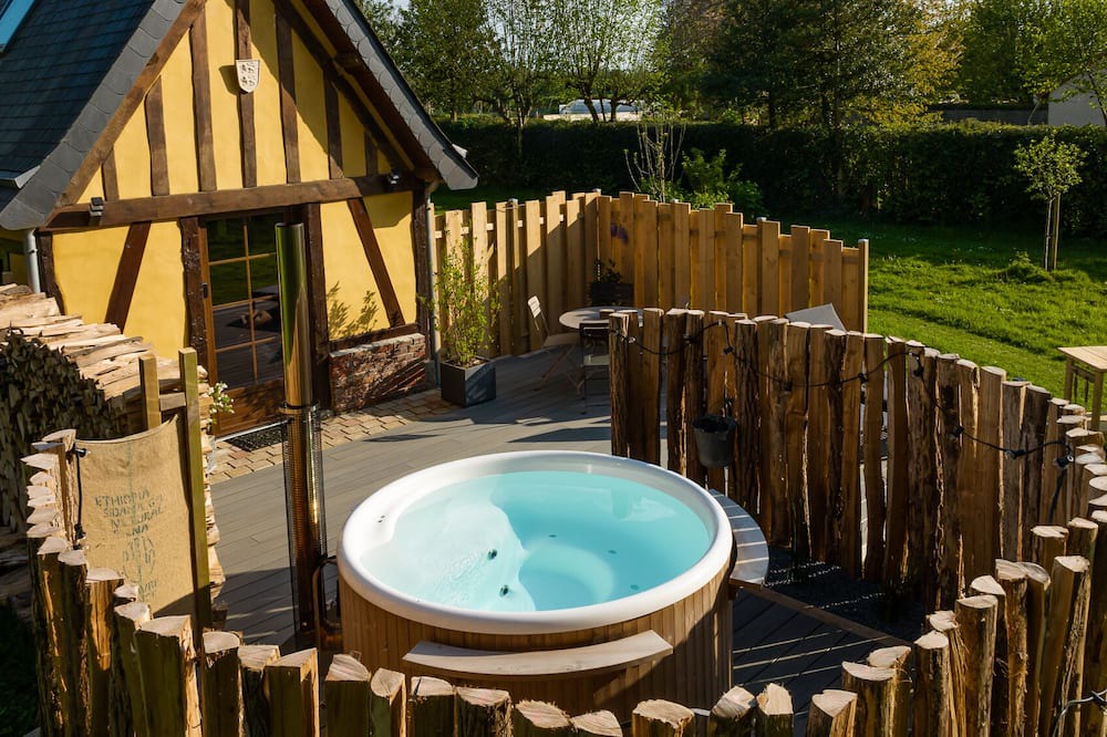 Photo of Outdoor in Saint-Denis-le-Thiboult
