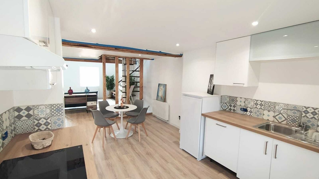 Photo of Kitchen in Saint-Laurent-sur-Saone