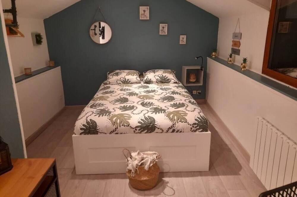 Photo of Bedroom in Moulineaux