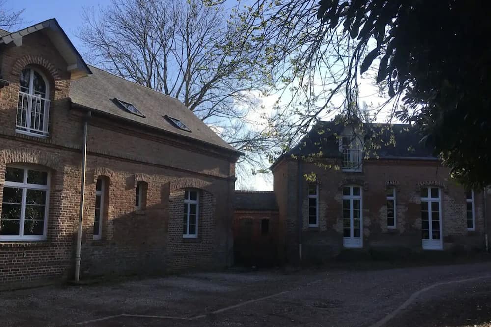 Photo of Outdoor in Quesnoy-le-Montant