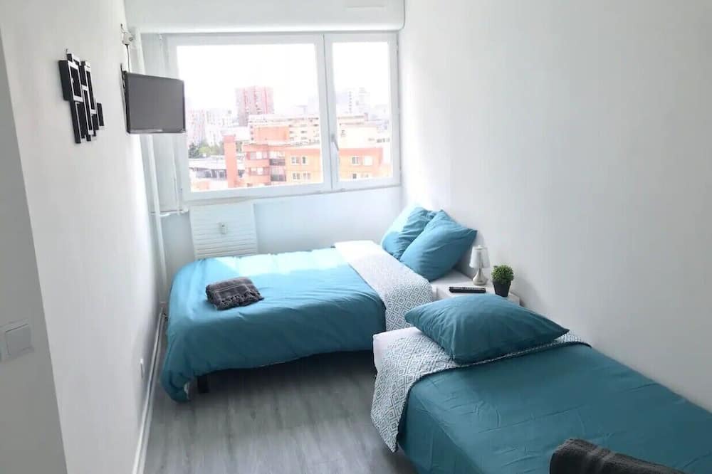 Photo of Bedroom in Center