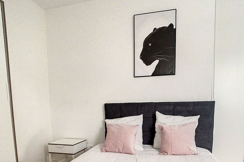 Photo of Bedroom in Neuilly-sur-Marne