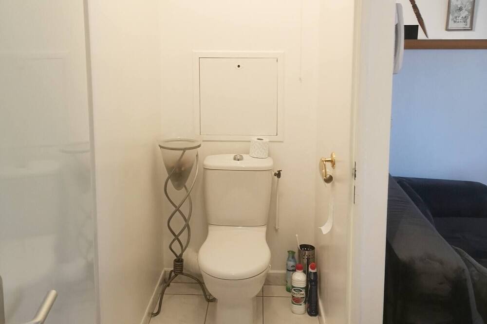 Photo of Bathroom in Reims City Centre