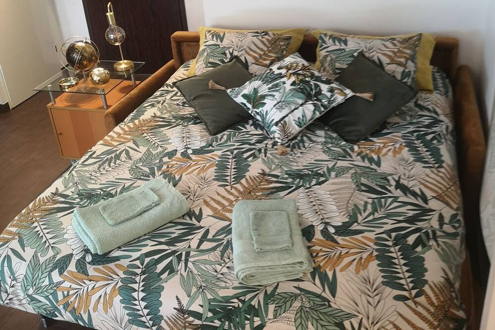 Photo of Bedroom in Reims City Centre