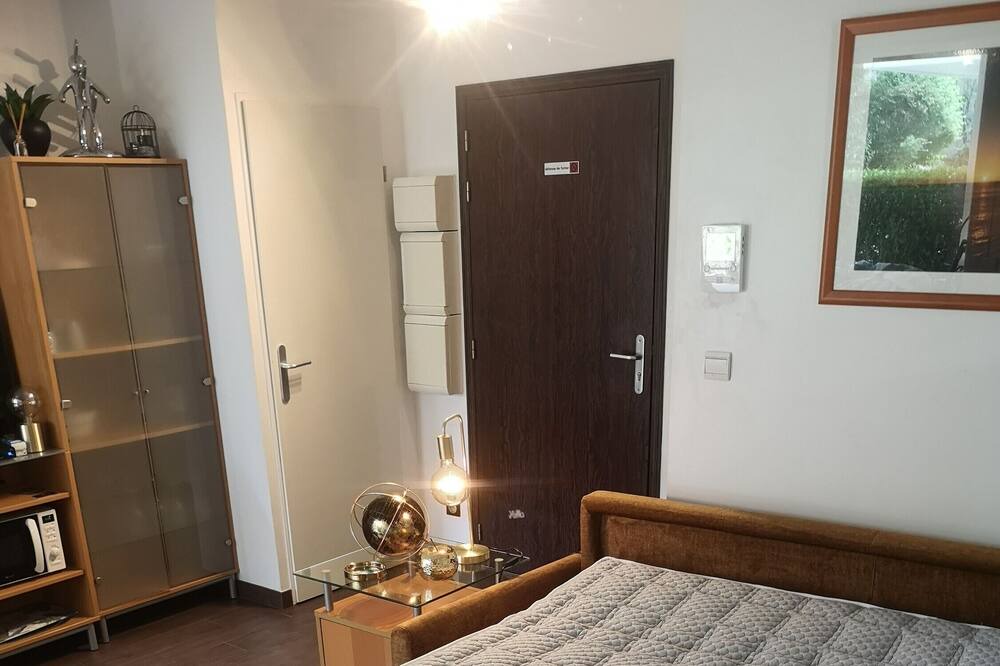Photo of Bedroom in Reims City Centre