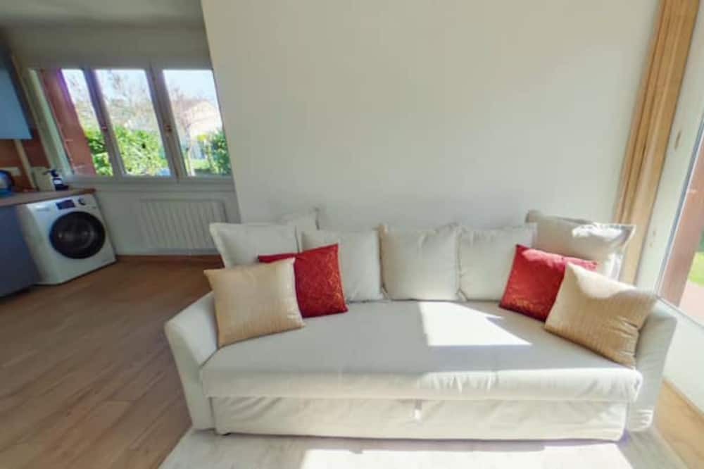 Photo of Livingroom in Sevran