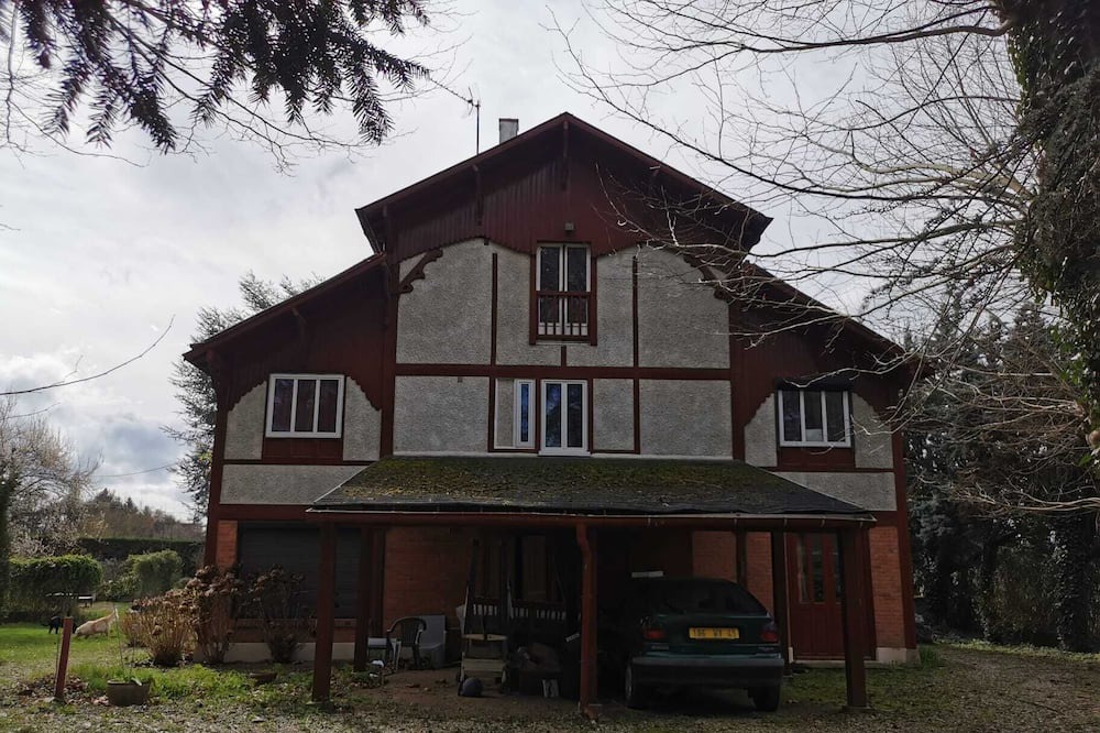 Photo of Outdoor in Saint-Hilaire-Saint-Mesmin