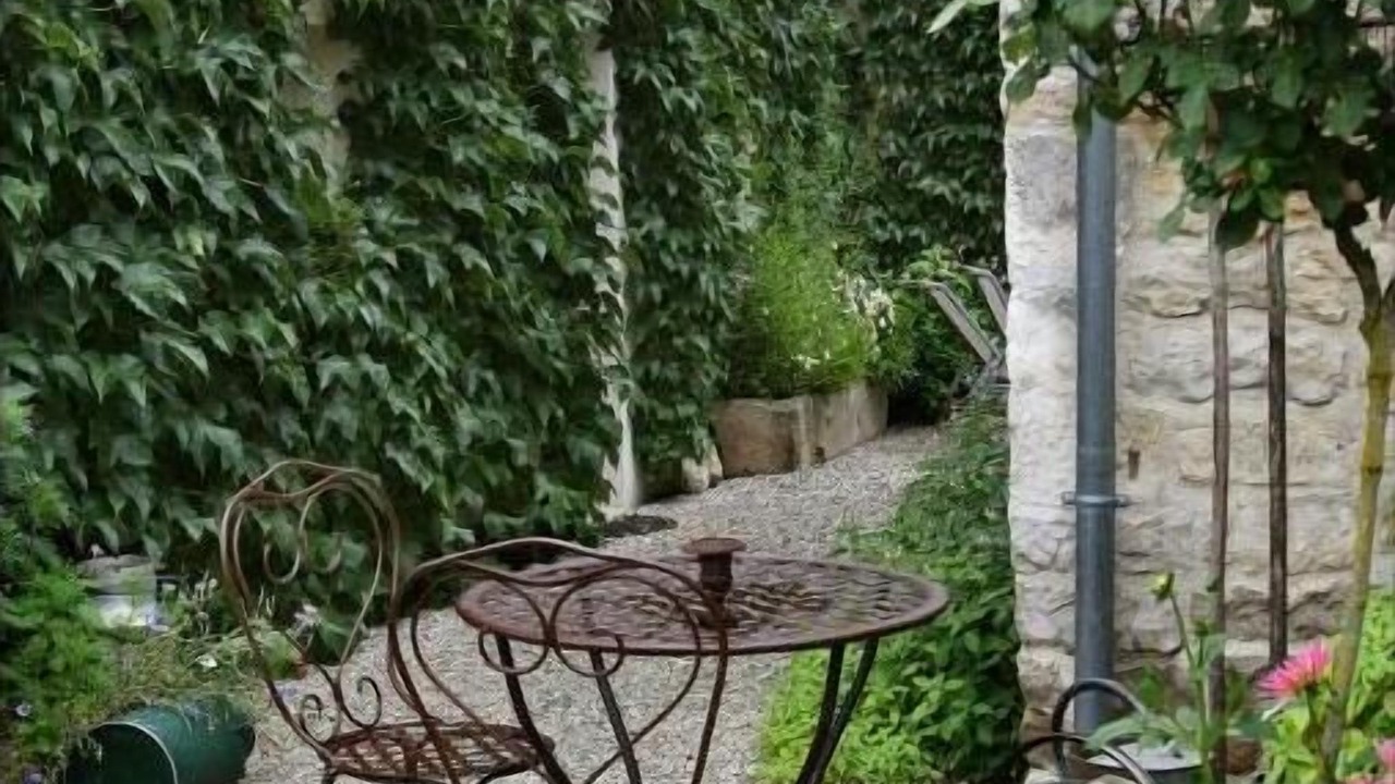 Photo of Patio Balcony in Vezinnes