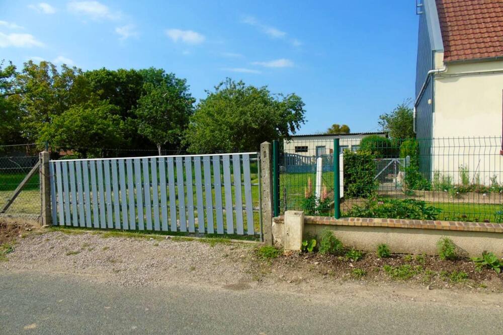 Photo of Others in Avesnes-en-Val