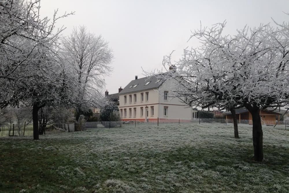 Photo of Outdoor in Pissy-Poville