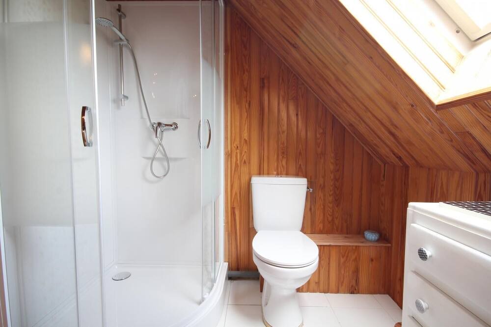 Photo of Bathroom in Mesnieres-en-Bray