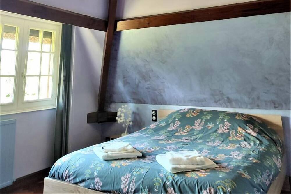 Photo of Bedroom in Ellecourt