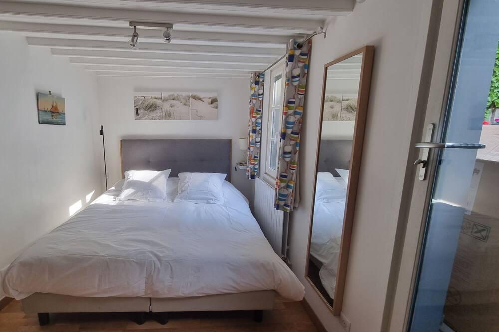 Photo of Bedroom in Moyenneville