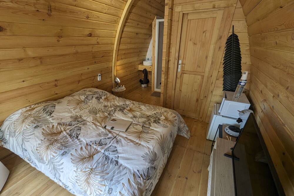 Photo of Bedroom in Saint-Eulien