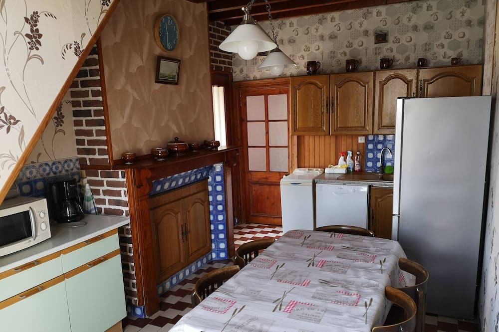 Photo of Kitchen in Henneveux