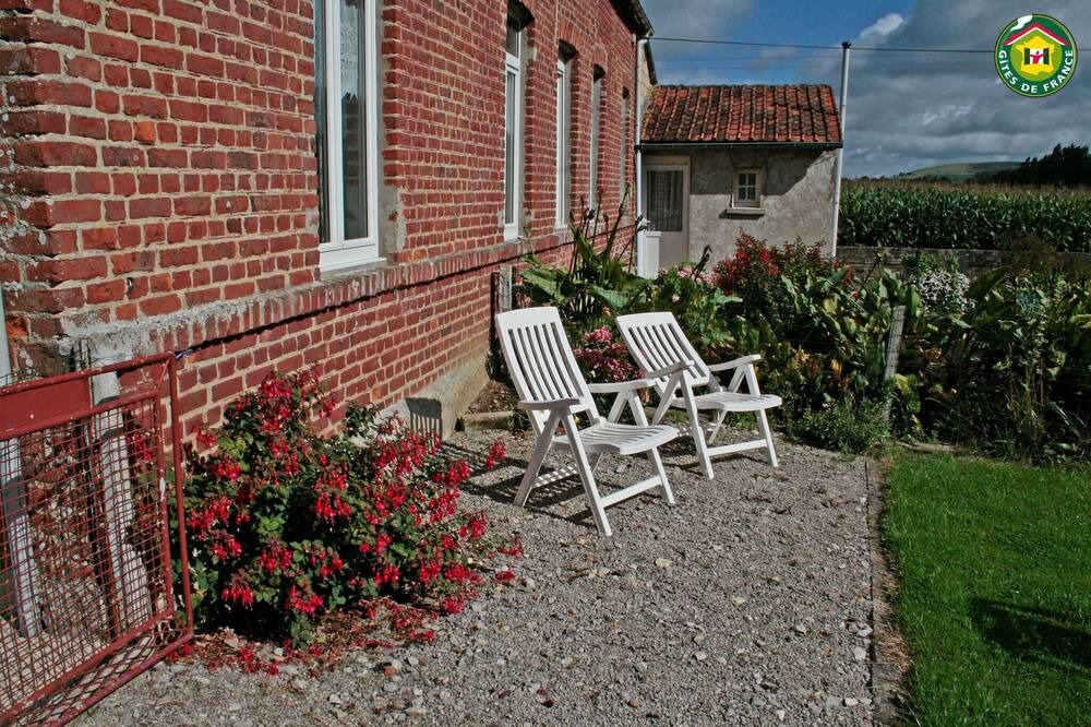 Photo of Outdoor in Henneveux