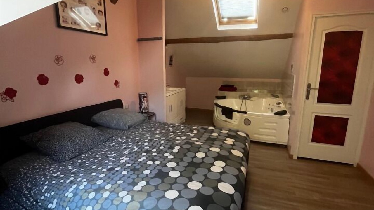 Photo of Bedroom in Farceaux