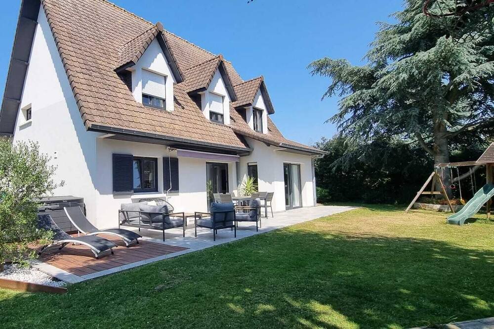 Photo of Outdoor in Coulogne