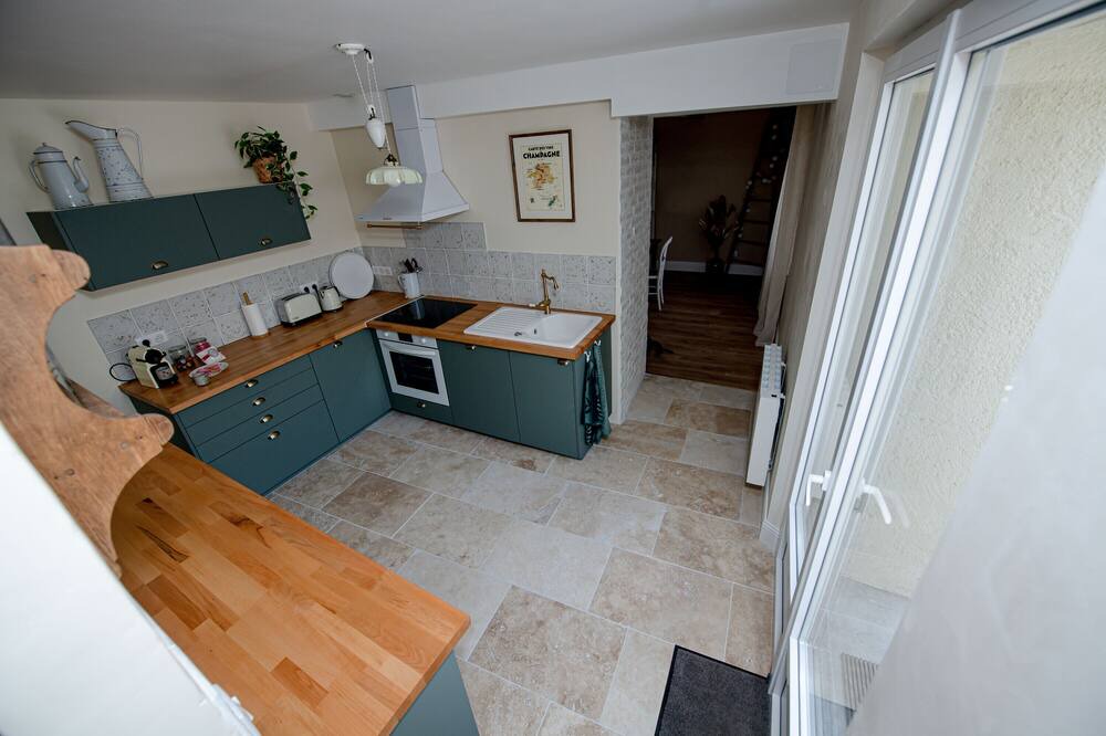 Photo of Kitchen in Verneuil