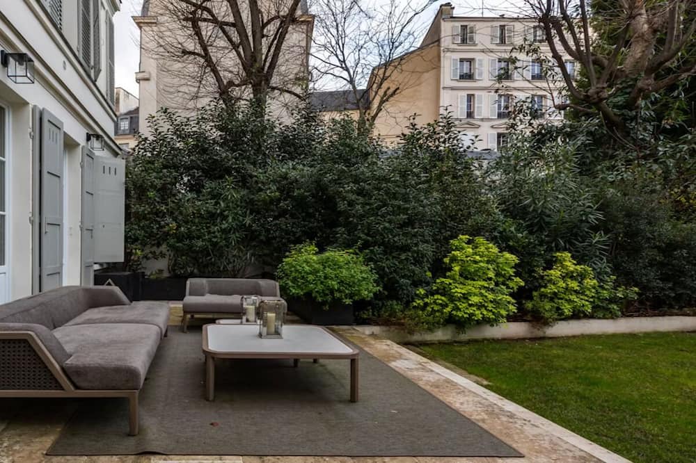 Photo of Outdoor in 5th Arrondissement