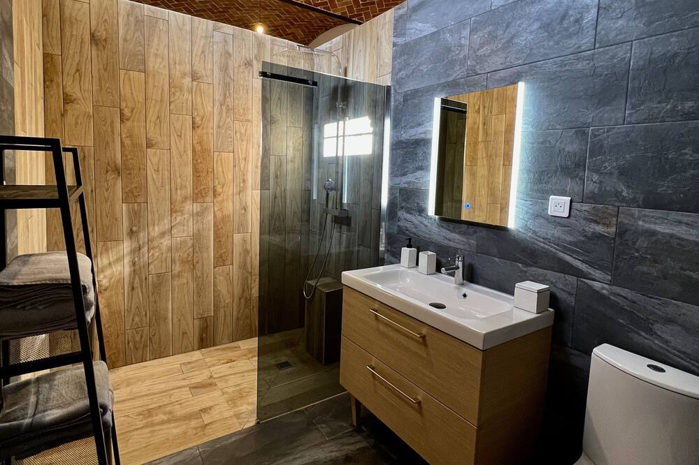 Photo of Bathroom in Choisel