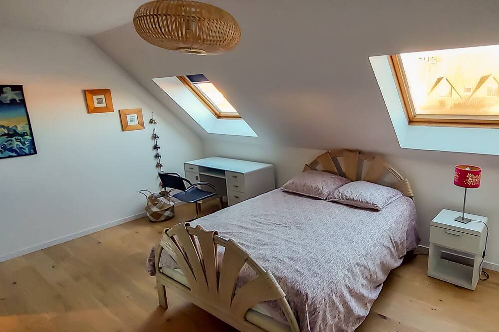 Photo of Bedroom in Port