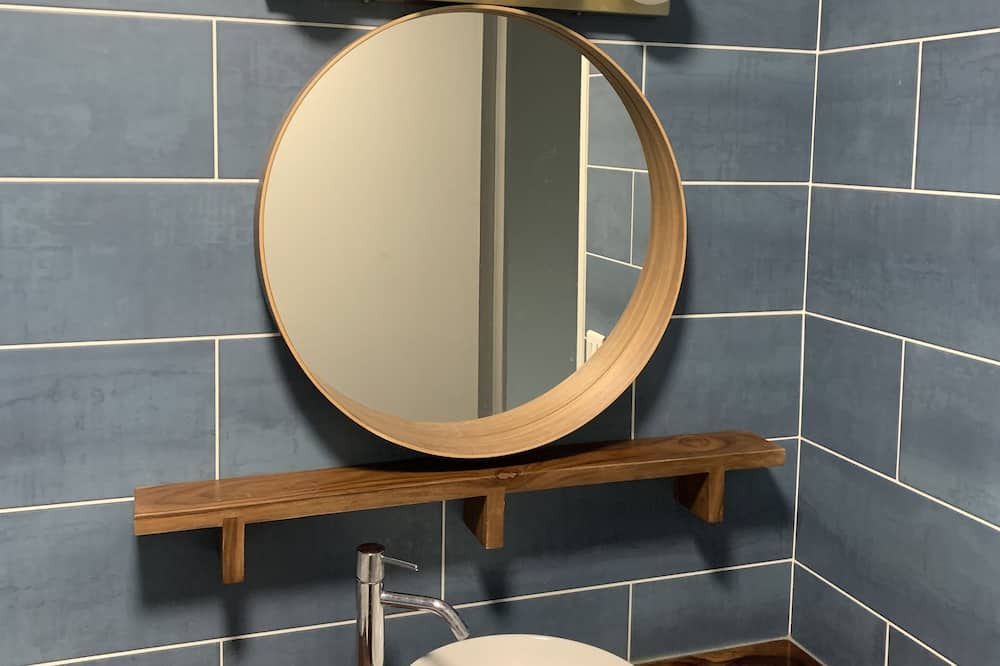 Photo of Bathroom in Bobigny