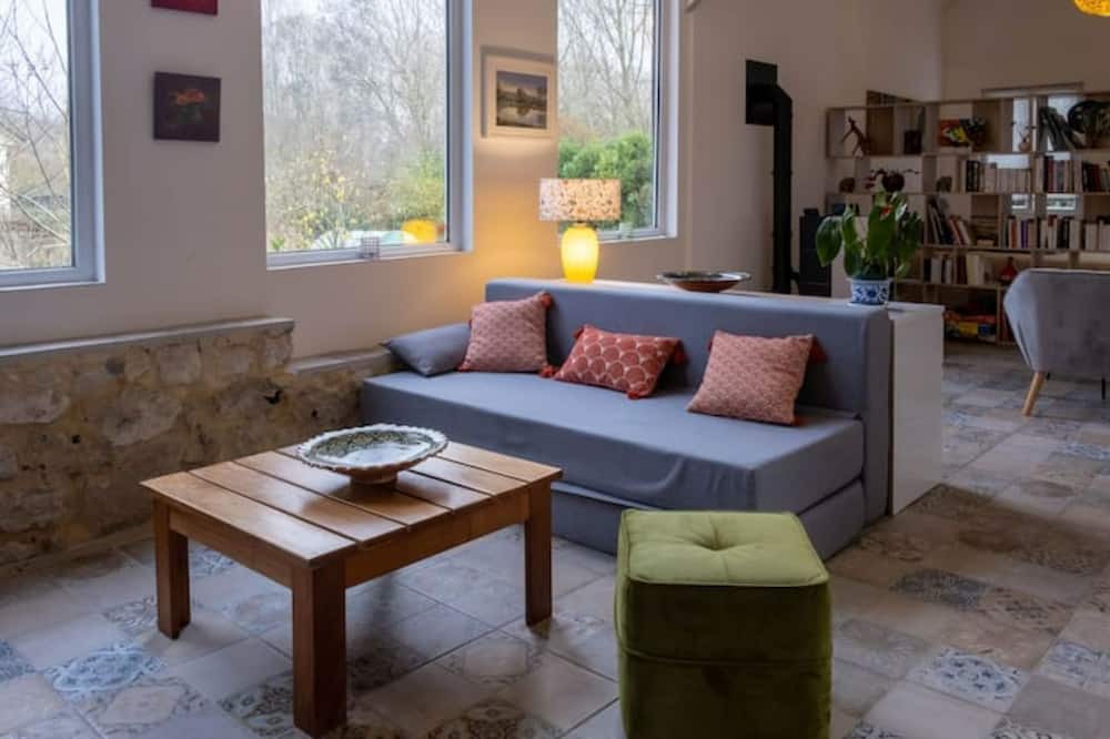 Photo of Livingroom in Giverny