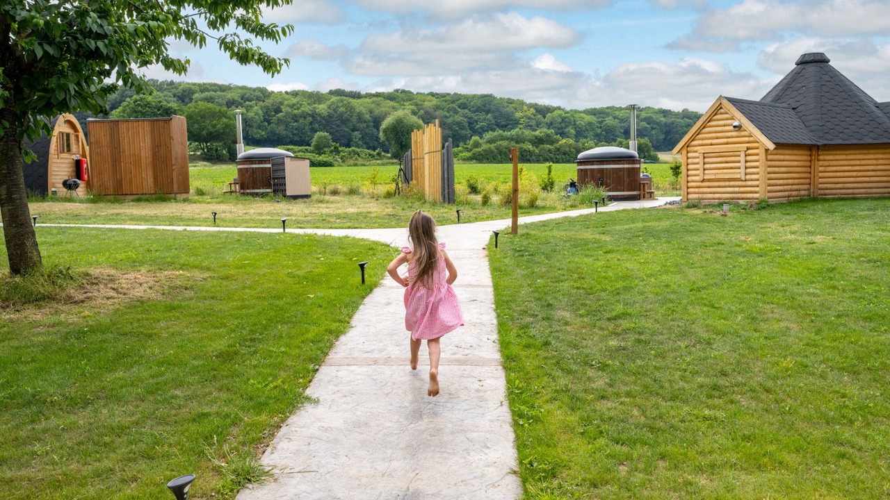 Photo of Outdoor in Farbus
