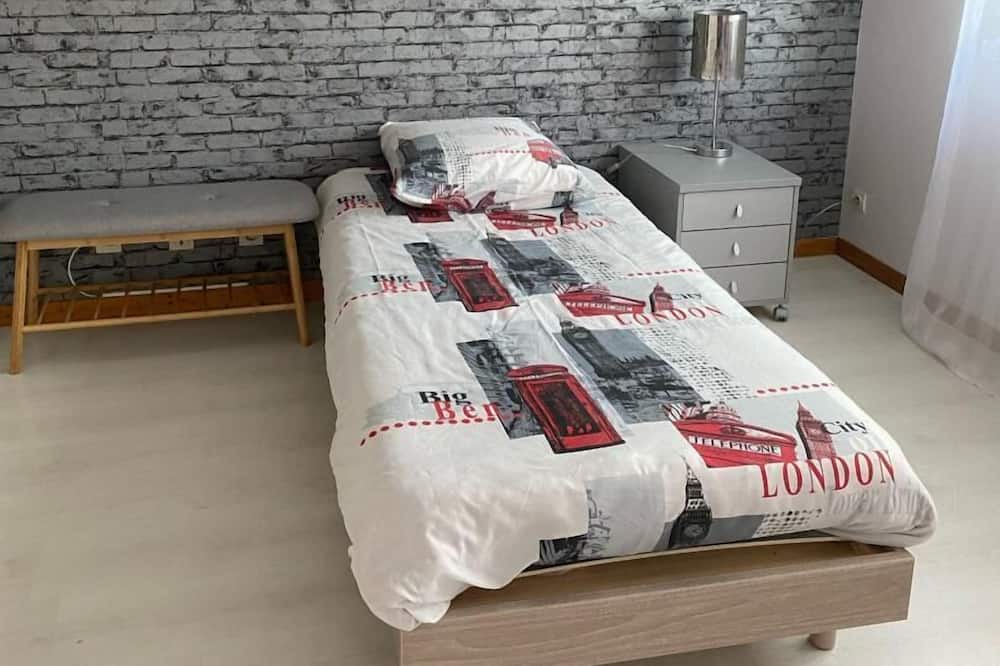 Photo of Bedroom in Villers-Semeuse