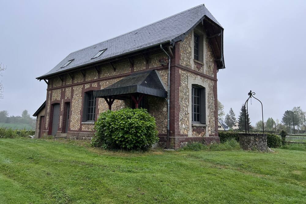 Photo of Outdoor in Etoutteville