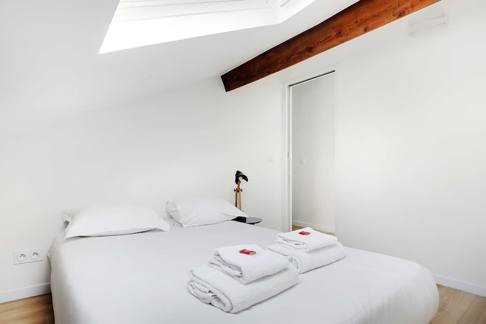 Photo of Bedroom in Levallois-Perret