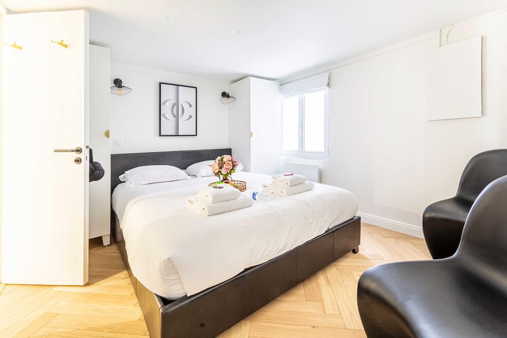 Photo of Bedroom in Vivienne