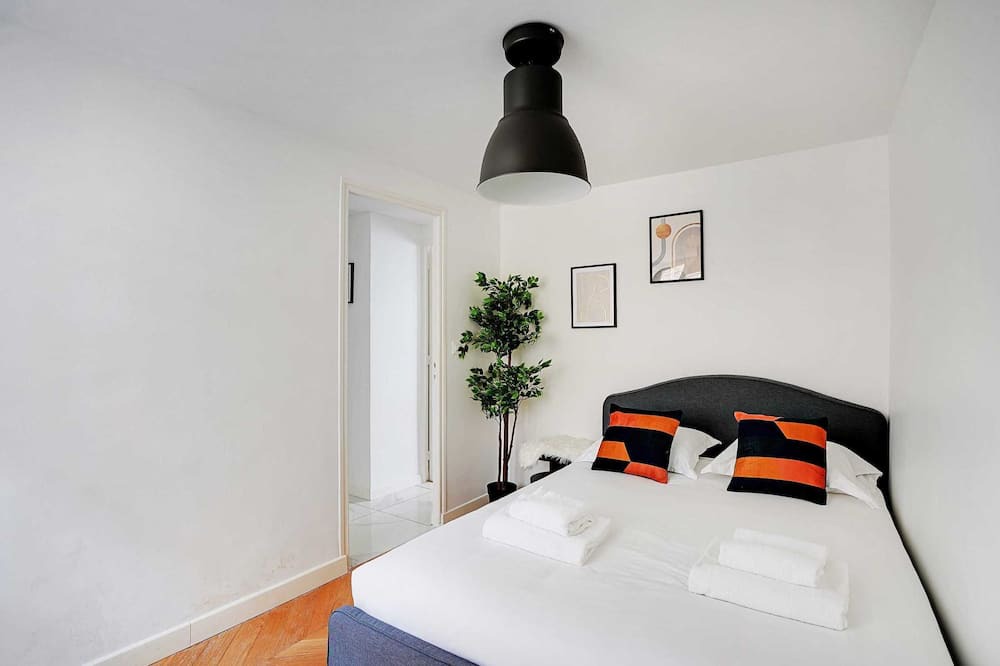 Photo of Bedroom in Charenton-le-Pont