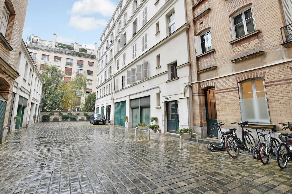 Photo of Others in Porte-Dauphine