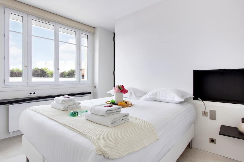 Photo of Bedroom in Saint-Lambert