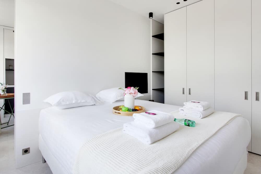 Photo of Bedroom in Saint-Lambert