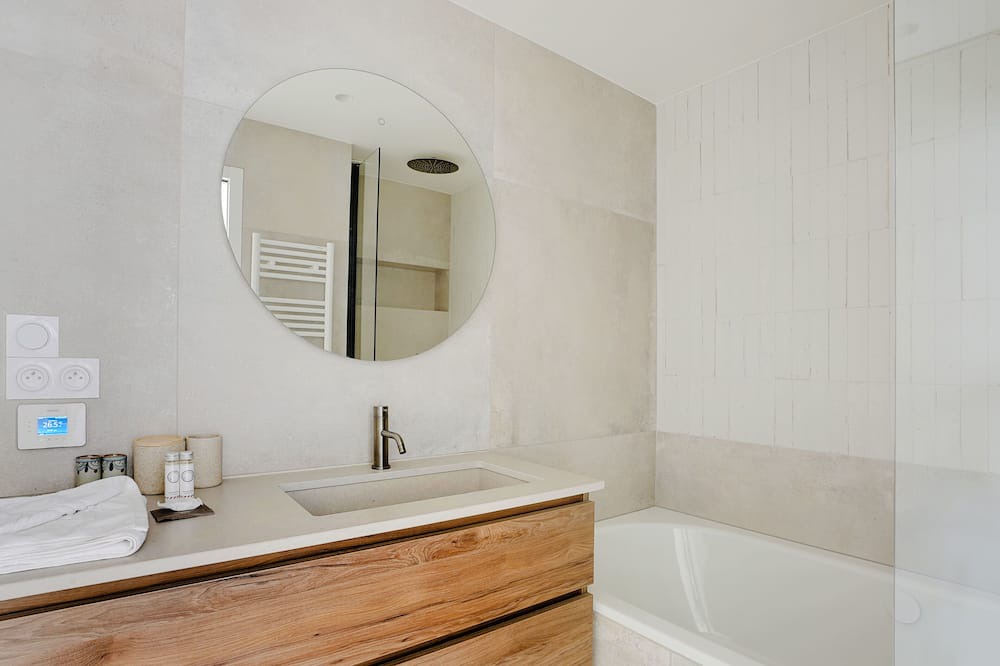 Photo of Bathroom in Bercy